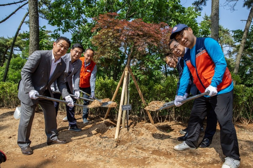 현대트랜시스 탄소중립 자원봉사 숲