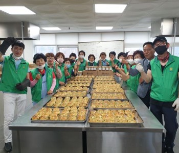 [우리농산물 착한소비운동] 마늘꿀&마늘빵 나눔 이미지